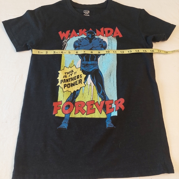 Marvel Wakanda Forever Black Graphic Tshirt Black Panther Short Sleeve Size S - Picture 6 of 8